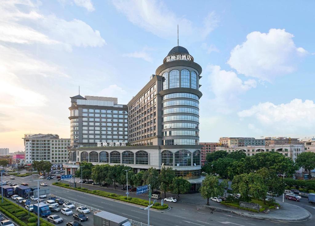 Maison New Century Hotel Dongguan Dongguan  Eksteriør bilde